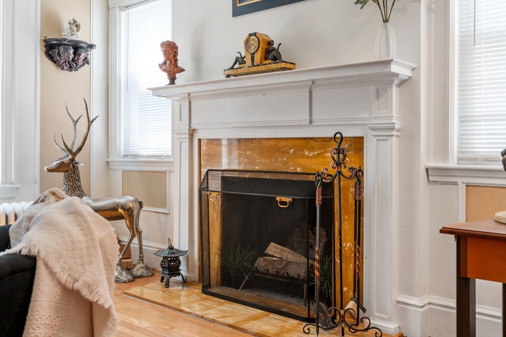 63 Winthrop Road, Unit 1 Brookline, MA 02445 - Photo 5 of 24