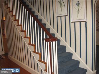 709 West Greenman Road Haddon Township, NJ 08033 - Photo 8 of 12 Foyer