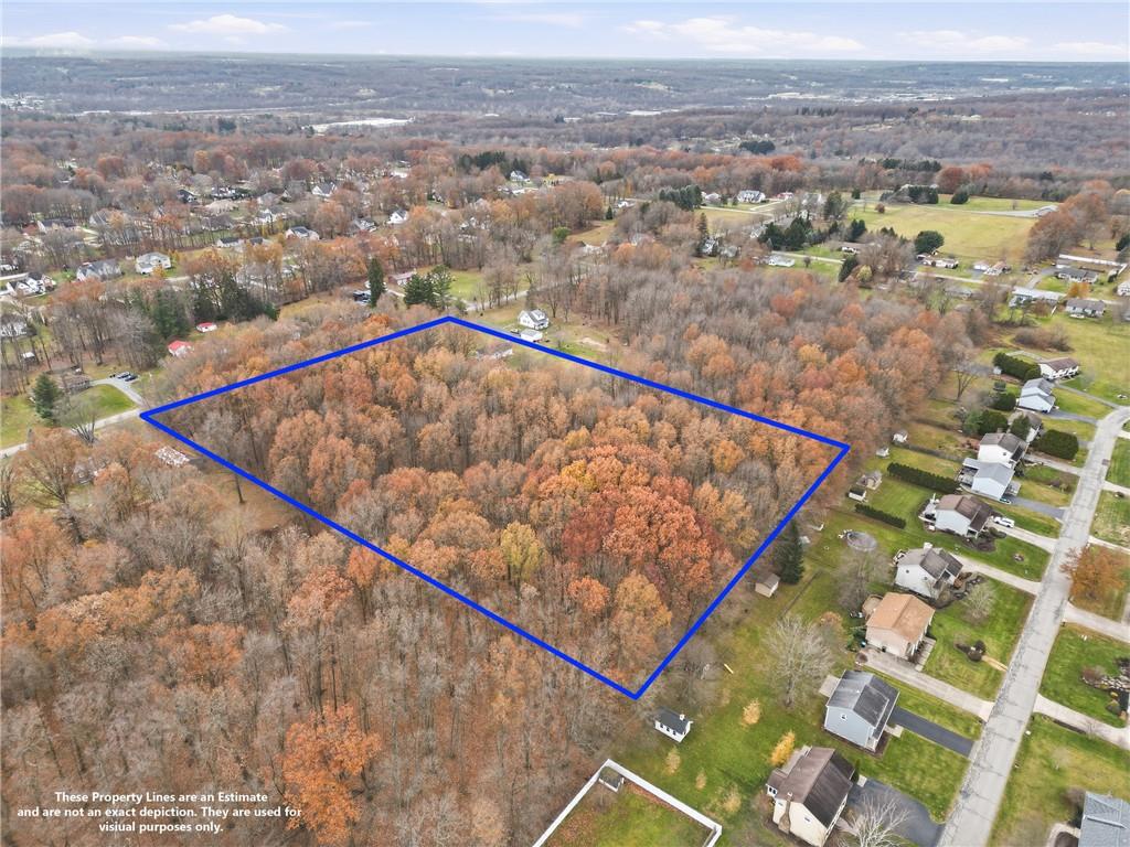 3489 Sample Road Hermitage, PA 16148 - Photo 16 of 33 a view of a tennis court