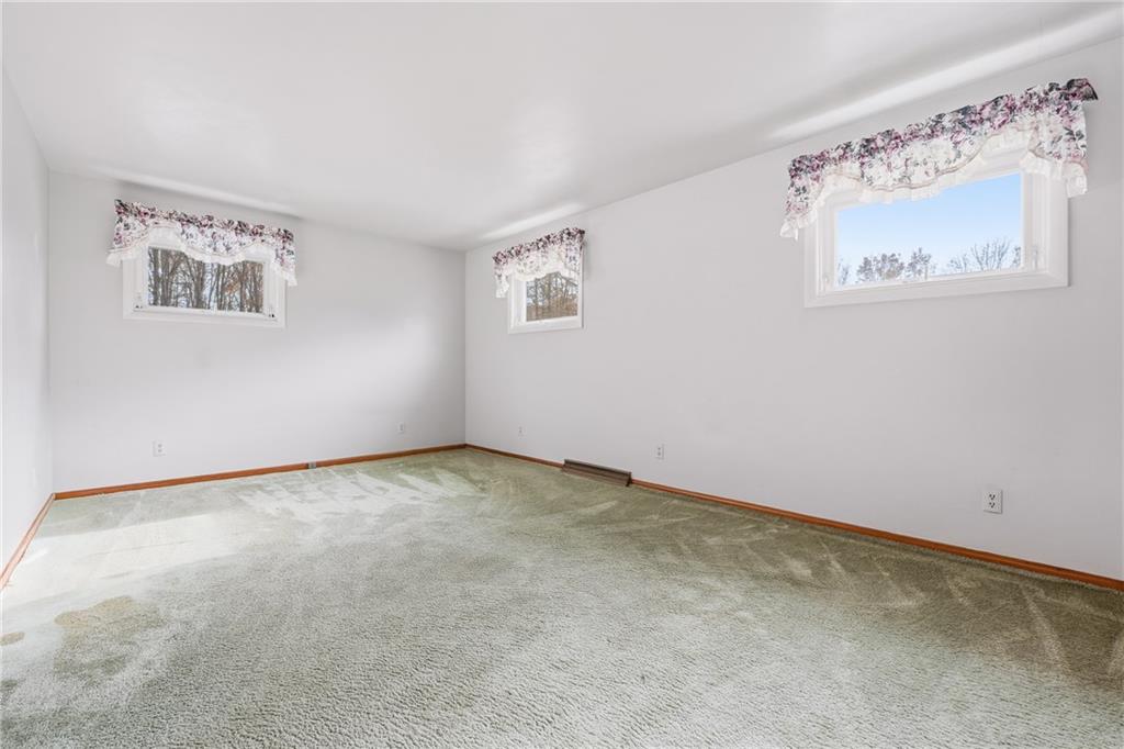 3489 Sample Road Hermitage, PA 16148 - Photo 26 of 33 a view of an empty room