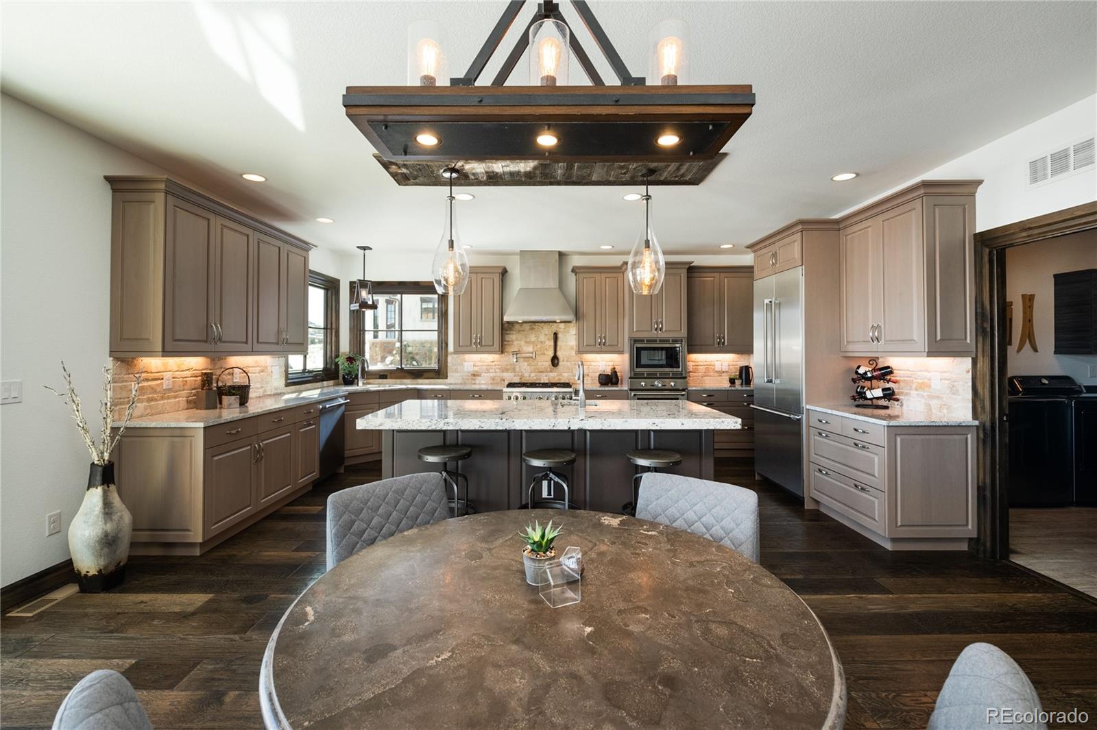 7646 Raphael Lane Littleton, CO 80125 - Photo 16 of 38 Gallery Image 16