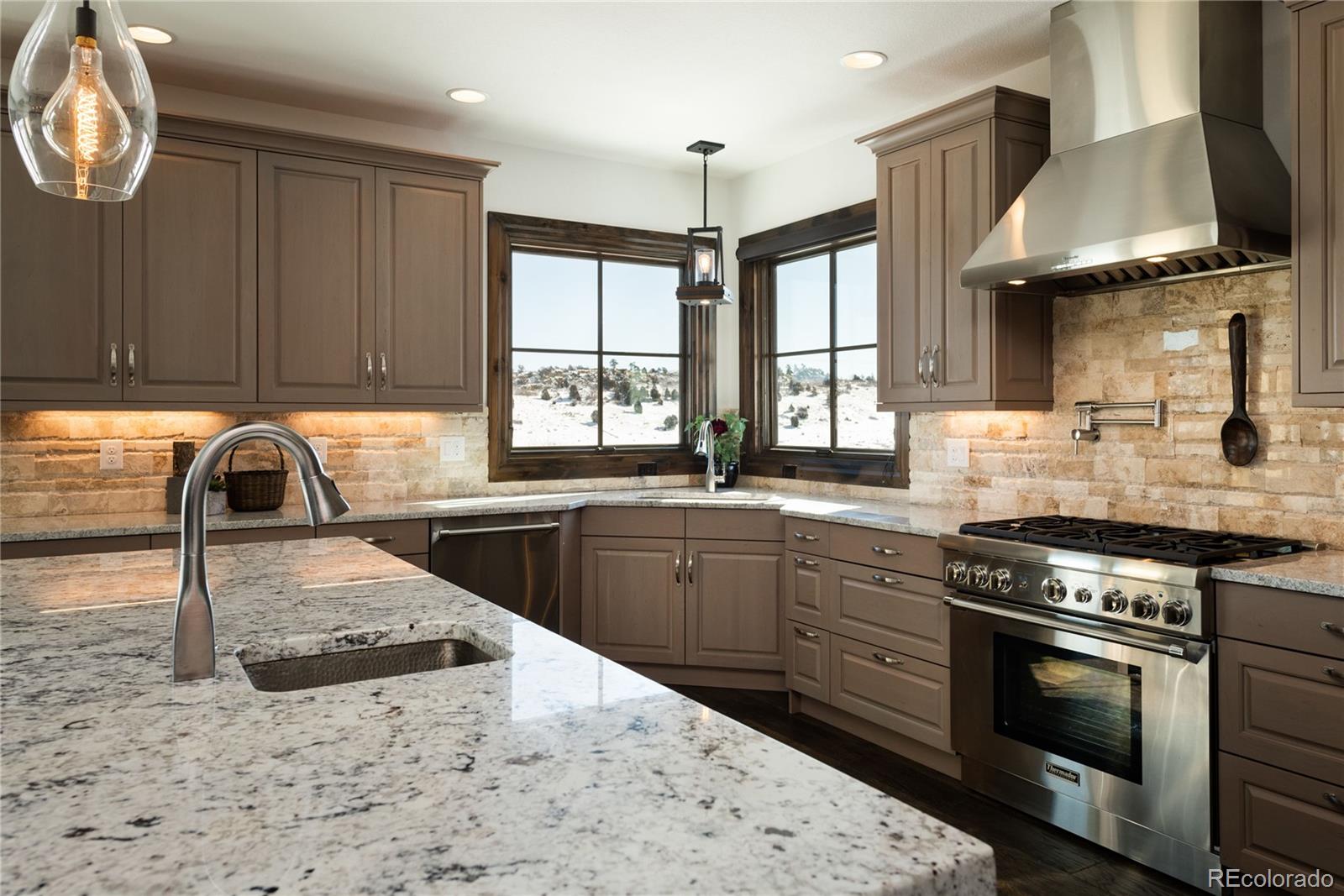 7646 Raphael Lane Littleton, CO 80125 - Photo 18 of 38 Gallery Image 18