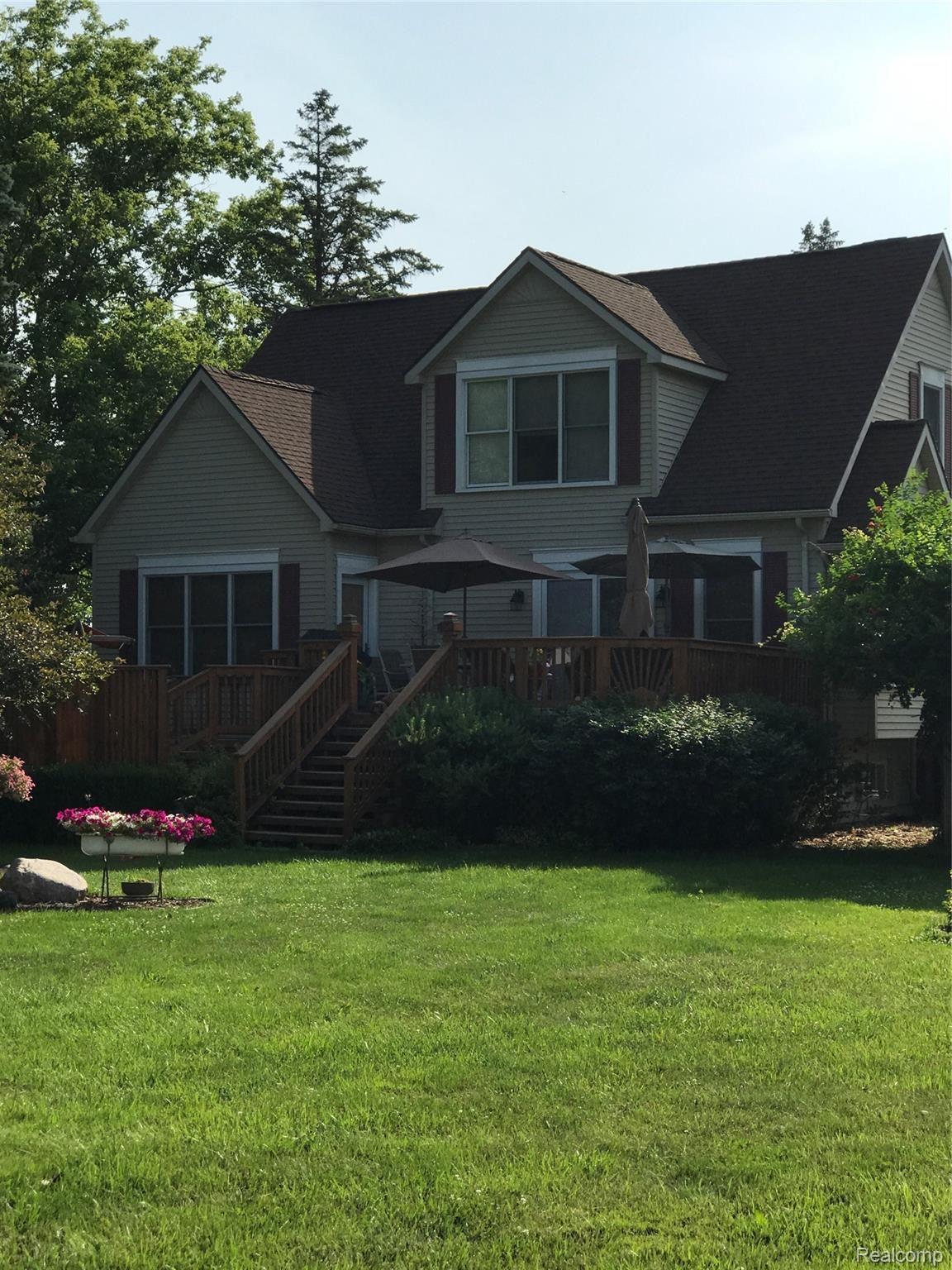 23800 Clark Road Belleville, MI 48111 - Photo 3 of 42 IMG_2266.JPG