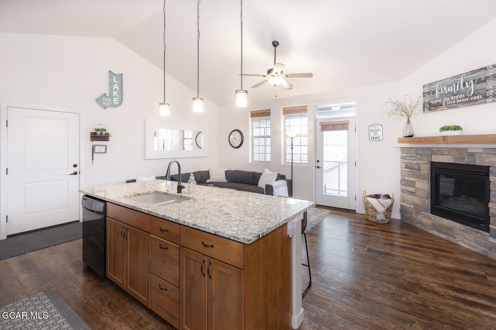 164 Village Road, Unit H304 Granby, CO 80446 - Photo 8 of 52 10.28.24 Aspen Meadows H-304-5