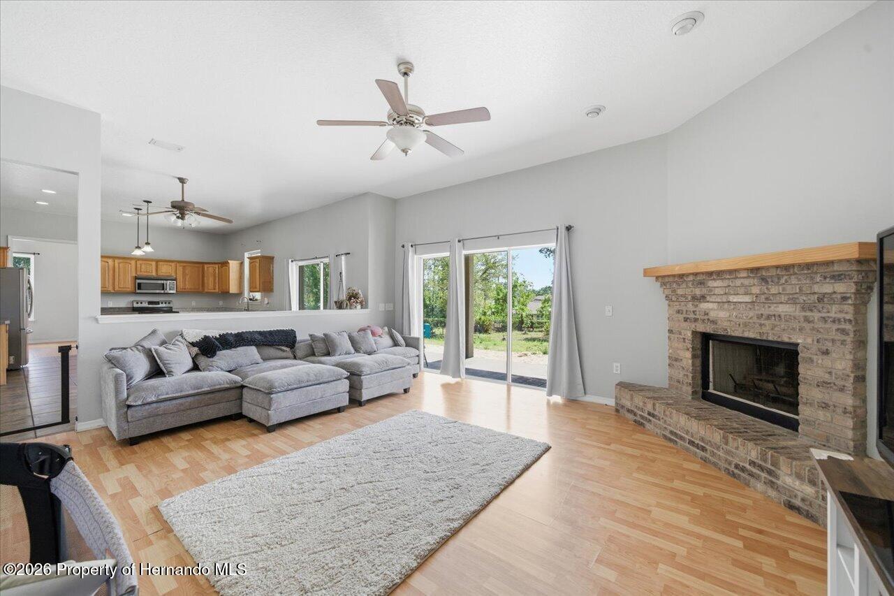 11327 Lark Sparrow Road Weeki Wachee, FL 34614 - Photo 12 of 81