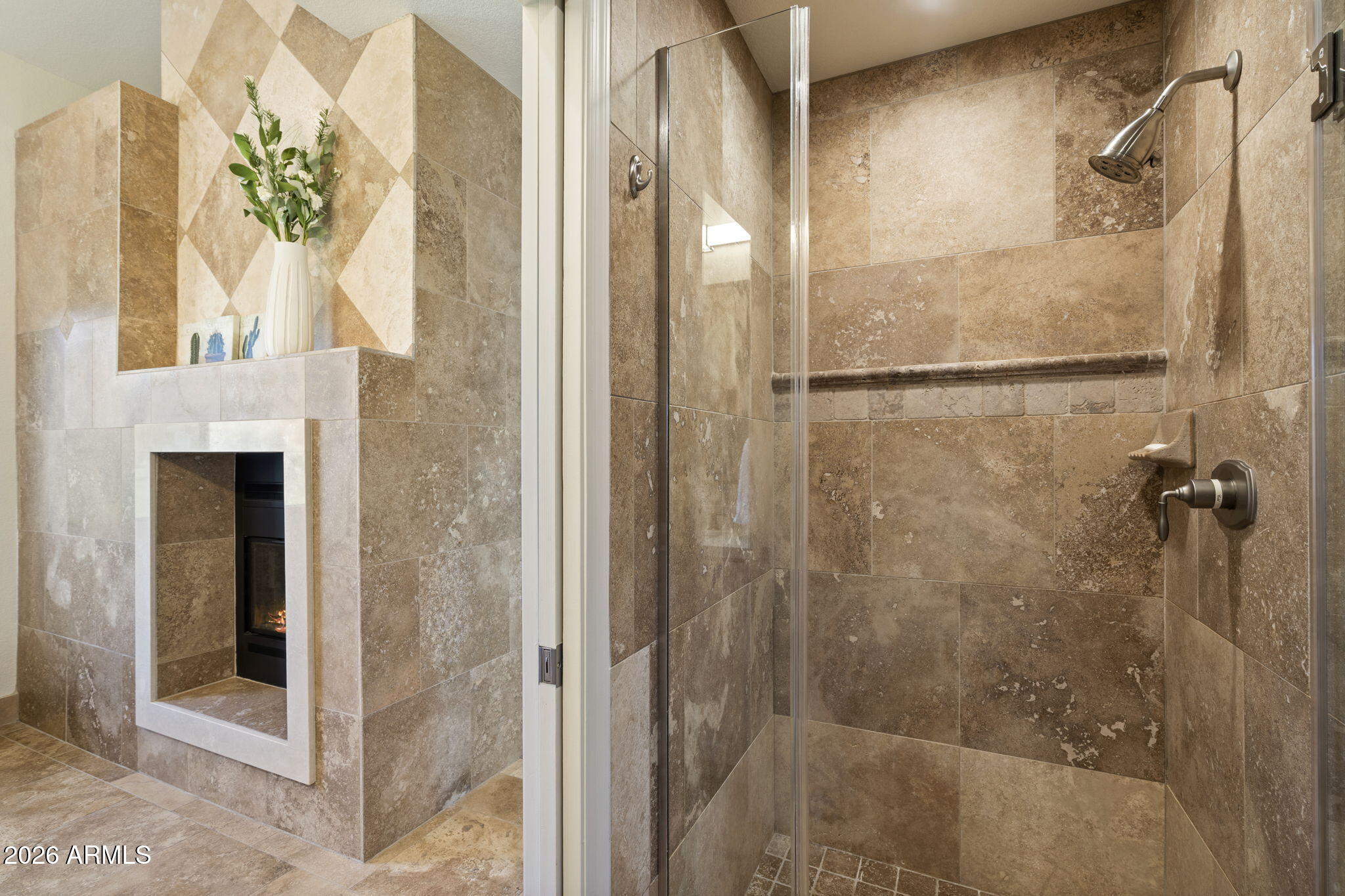 7272 East Gainey Ranch Road, Unit 12 Scottsdale, AZ 85258 - Photo 14 of 28 a bathroom with a shower