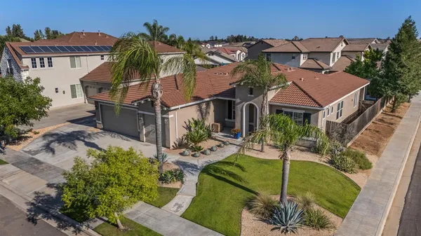 $699,000 | 3128 Powers Avenue, Clovis, CA 93619