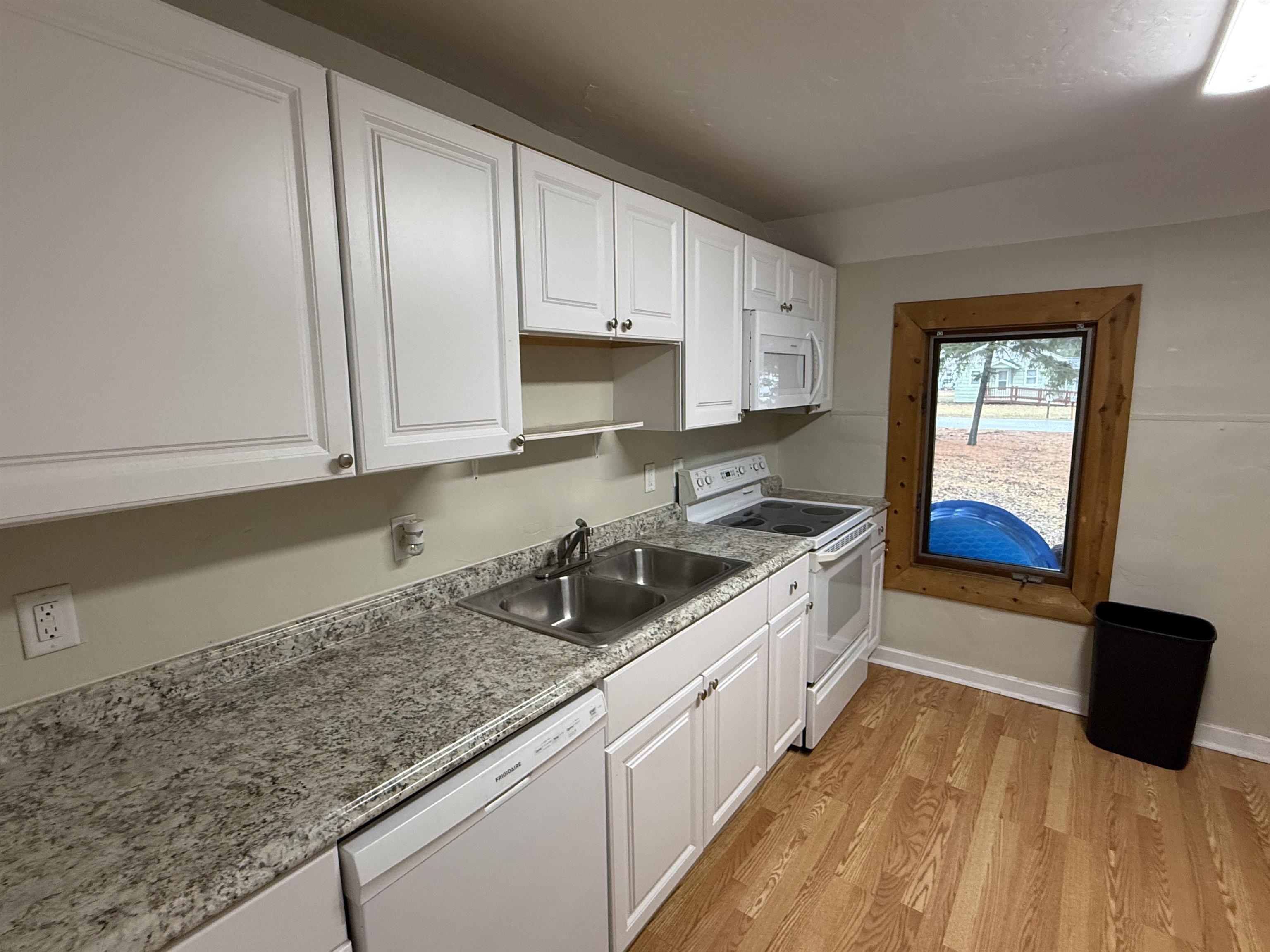 224 North Elm Street Adams, WI 53910 - Photo 9 of 16