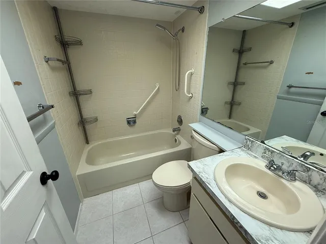 $195,000 | 604 Summerhill Court, Unit B, Safety Harbor, FL 34695