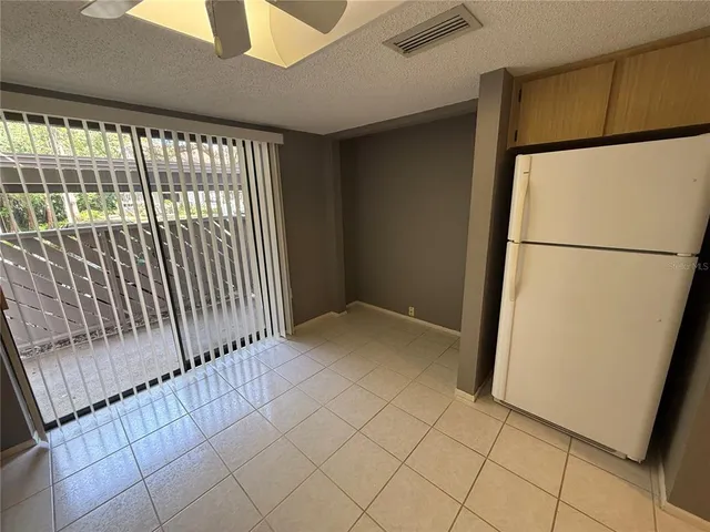 $195,000 | 604 Summerhill Court, Unit B, Safety Harbor, FL 34695