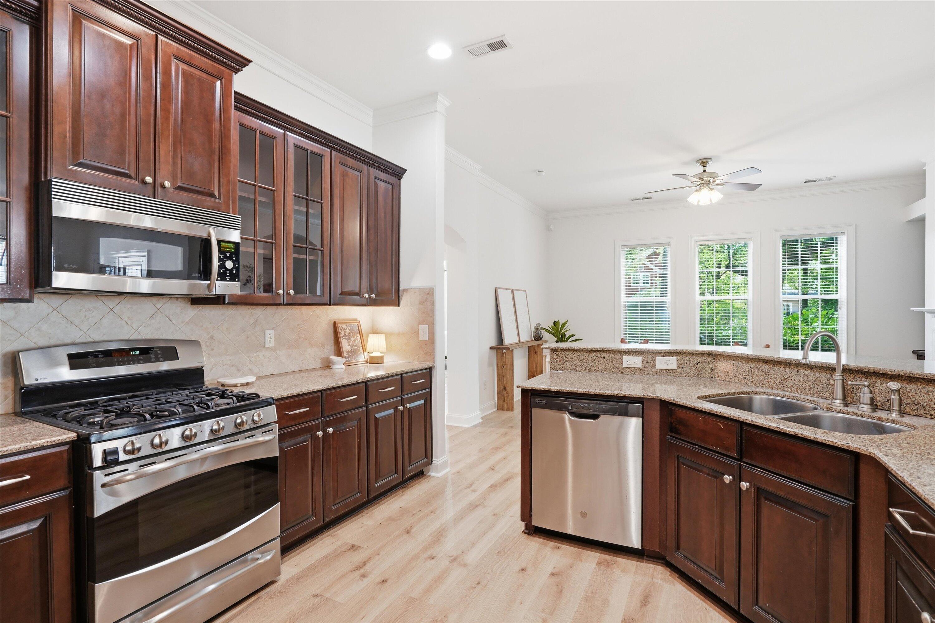 1899 Hall Point Road Mount Pleasant, SC 29466 - Photo 23 of 63 23-DSC03179