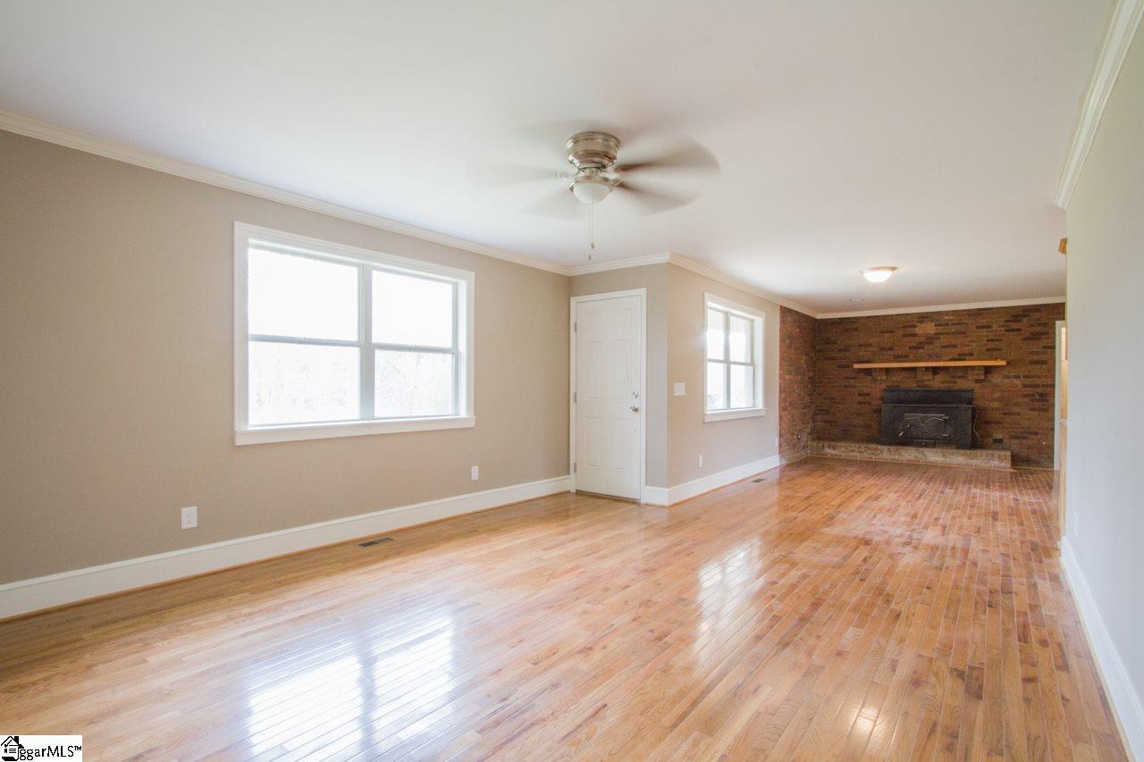 273 Mt Bethel Road Pickens, SC 29671 - Photo 5 of 36