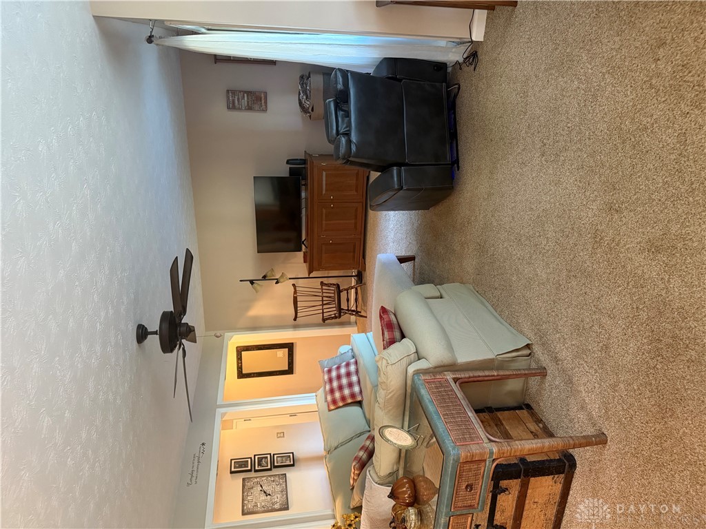 1943 Washington South Road Dayton, OH 45458 - Photo 5 of 25