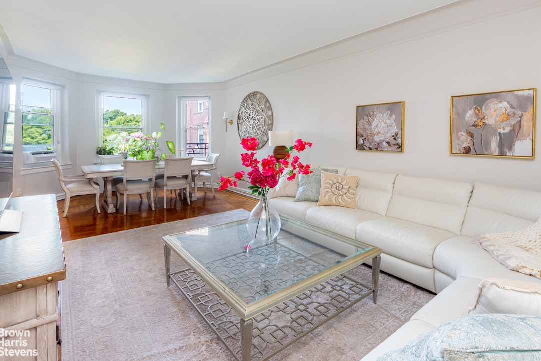 8701 Shore Road, Unit 324 Brooklyn, NY 11209 - Photo 3 of 17 Gallery Image 3