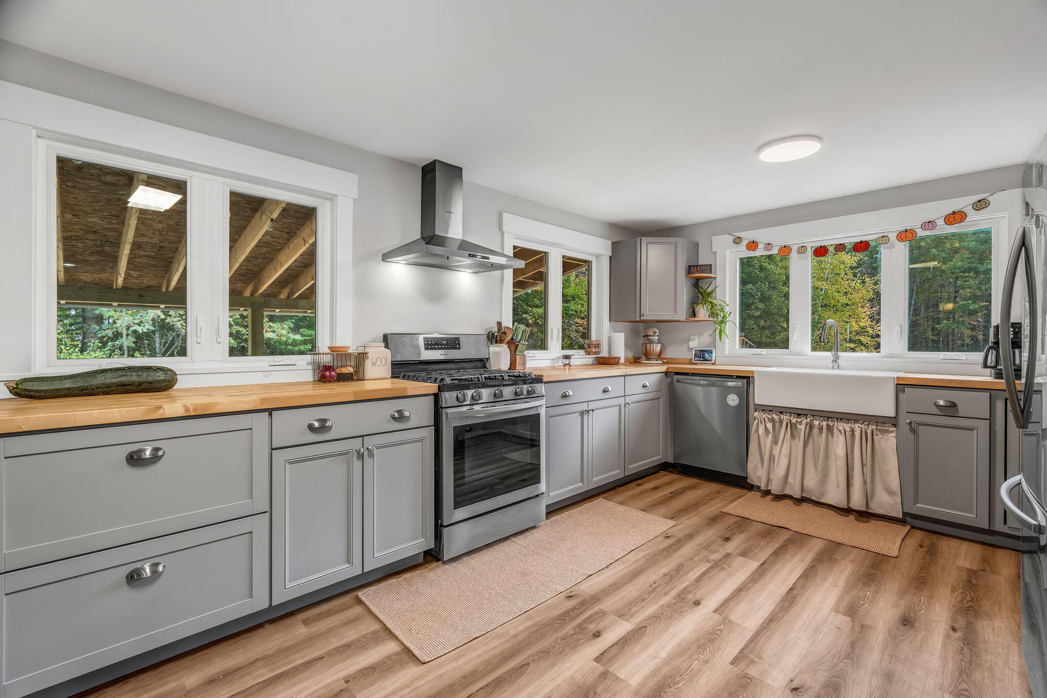 12-web-or-mls-56-lancaster-brook-rd