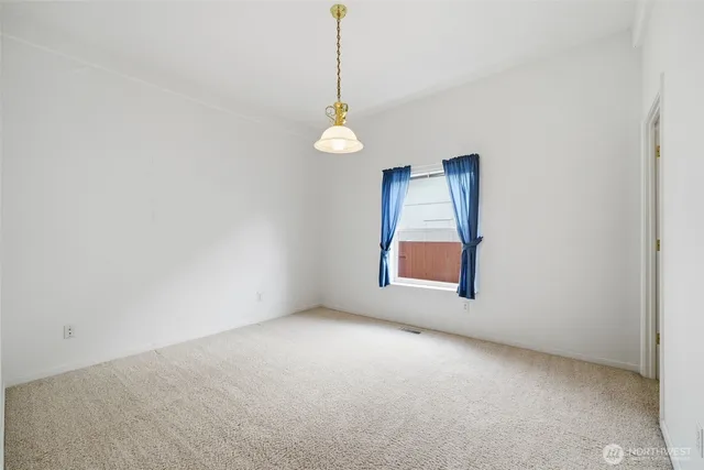 $550,000 | 22309 Southeast 243rd Street, Unit 136, Maple Valley, WA 98038