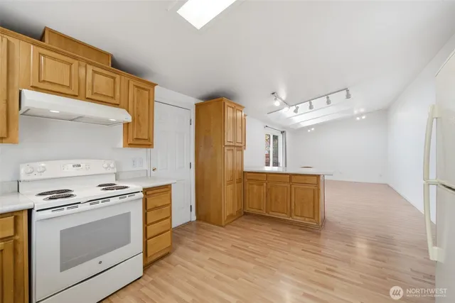 $550,000 | 22309 Southeast 243rd Street, Unit 136, Maple Valley, WA 98038