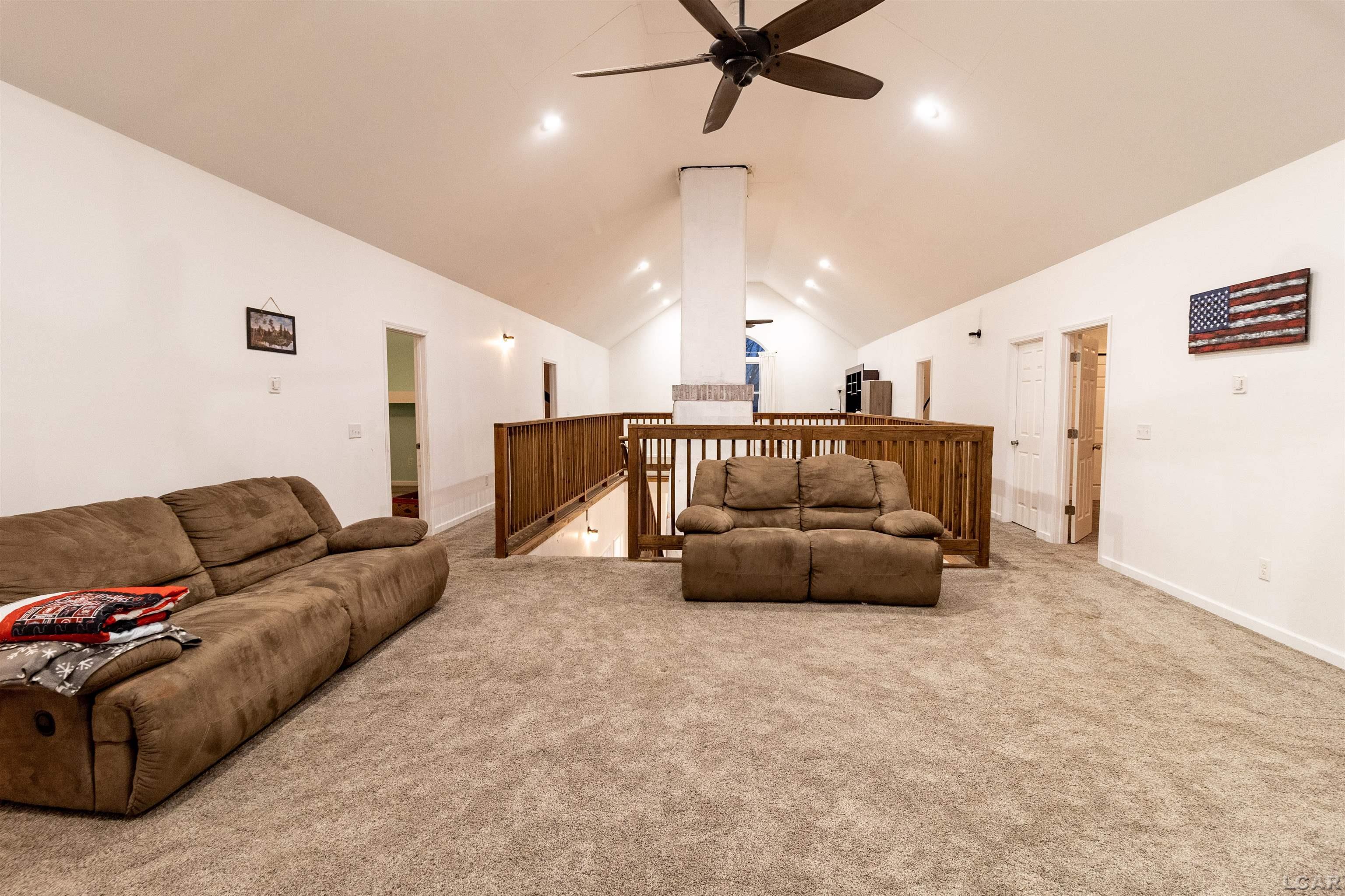 1825 West Valley Road Adrian, MI 49221 - Photo 39 of 88 50164451-46ed99b3-fbc8-4824-810d-5fb2b84eecd8.JPG