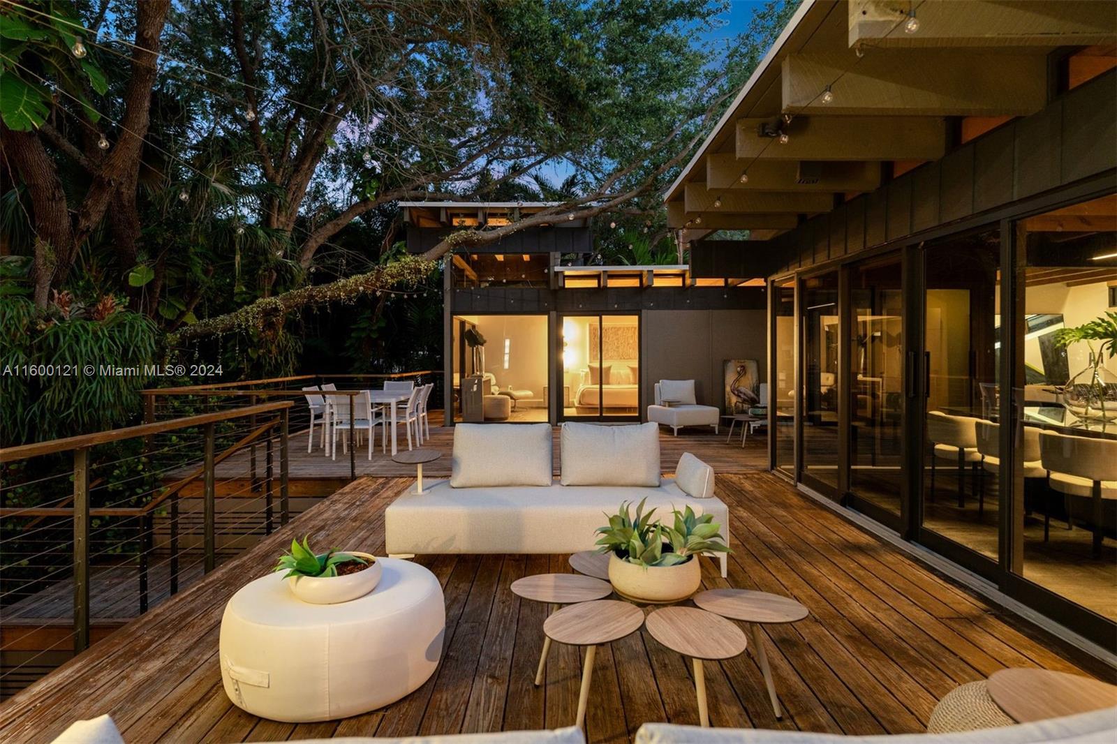 3630 Battersea Road Miami, FL 33133 - Photo 31 of 81 Gallery Image 31