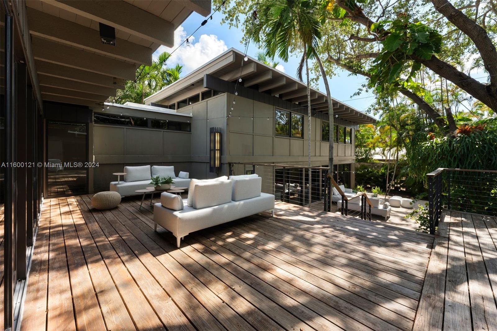 3630 Battersea Road Miami, FL 33133 - Photo 39 of 81 Gallery Image 39