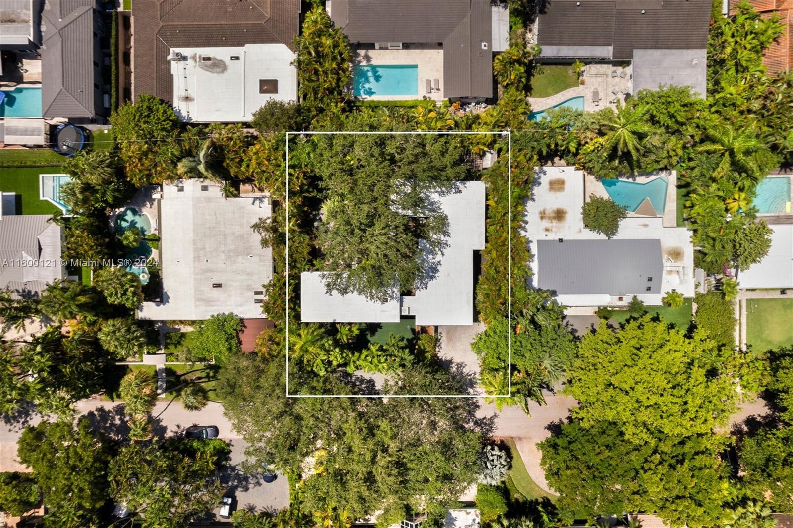 3630 Battersea Road Miami, FL 33133 - Photo 71 of 81 Gallery Image 71
