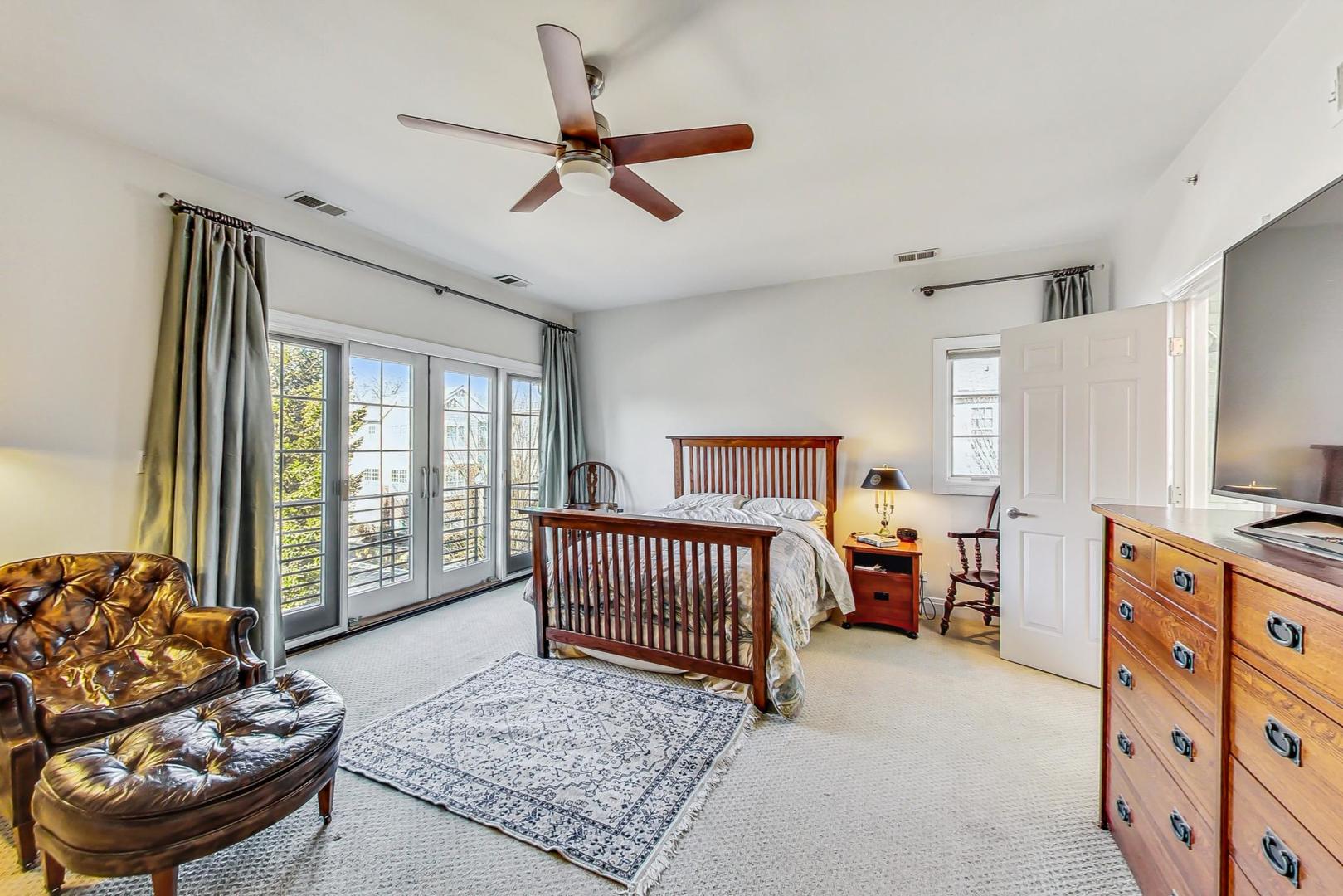 116 South Dee Road Park Ridge, IL 60068 - Photo 13 of 39 Gallery Image 13
