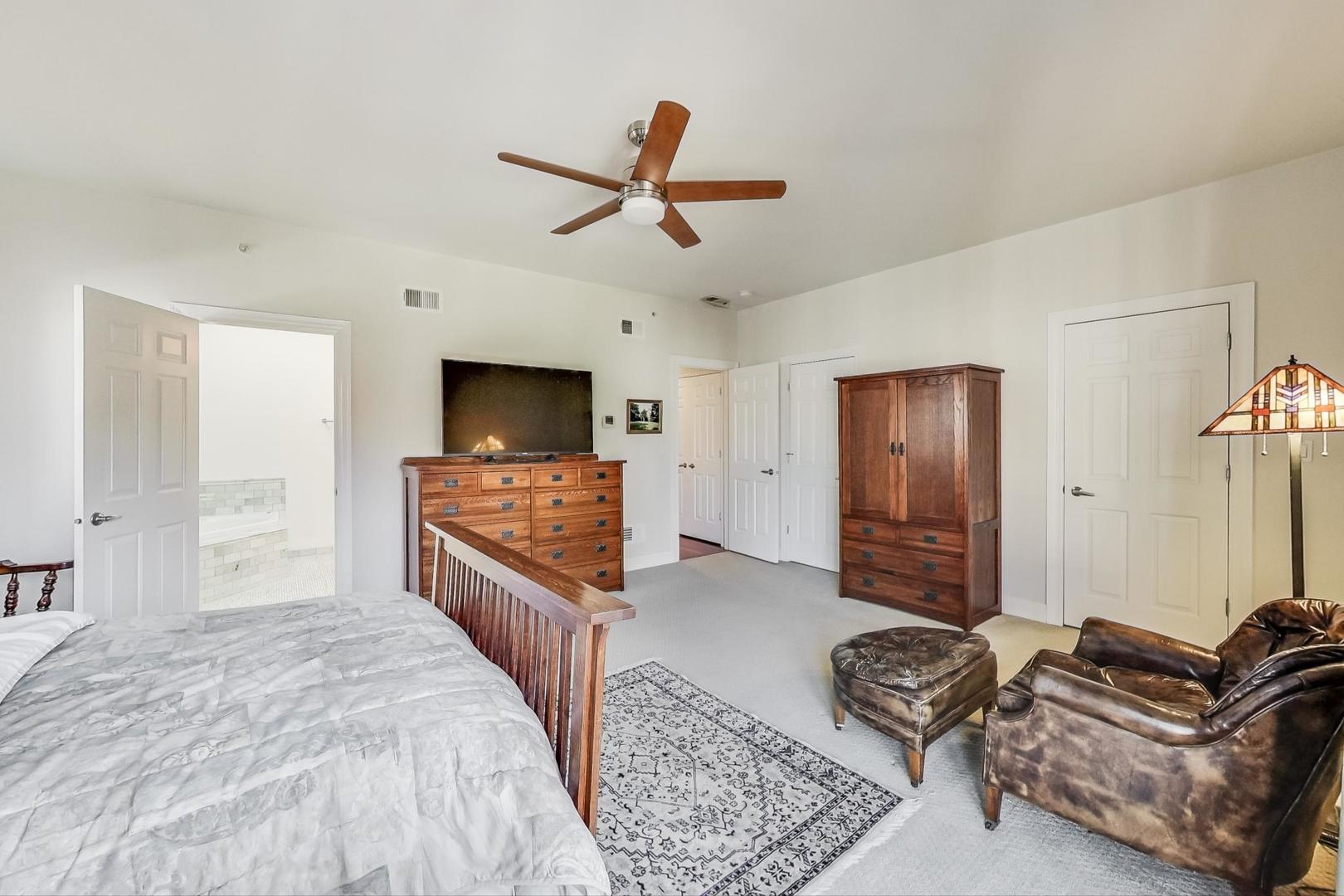 116 South Dee Road Park Ridge, IL 60068 - Photo 15 of 39 Gallery Image 15
