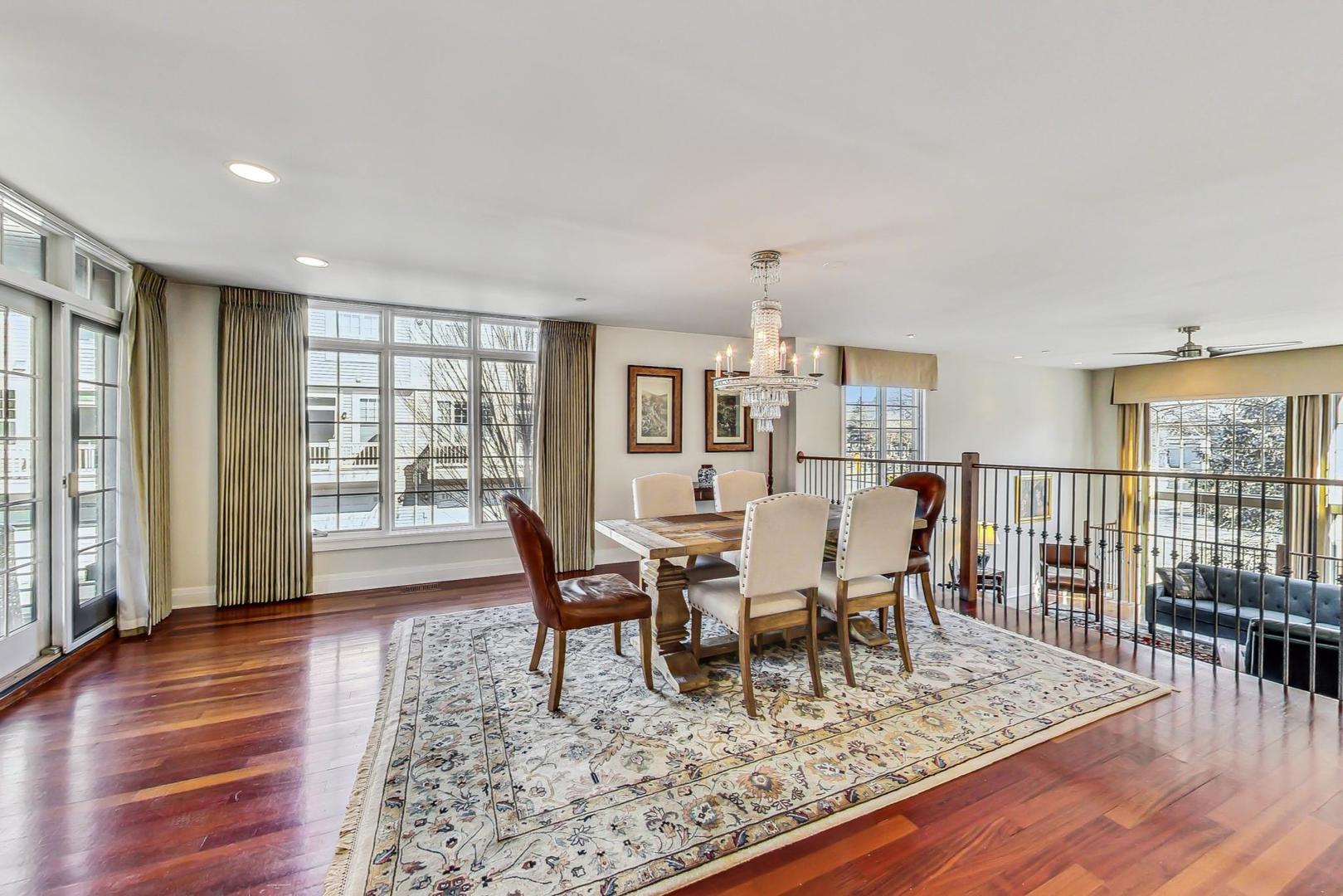 116 South Dee Road Park Ridge, IL 60068 - Photo 5 of 39 Gallery Image 5
