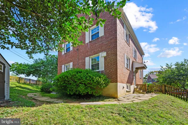 $500,000 | 2 Park Drive, Catonsville, MD 21228