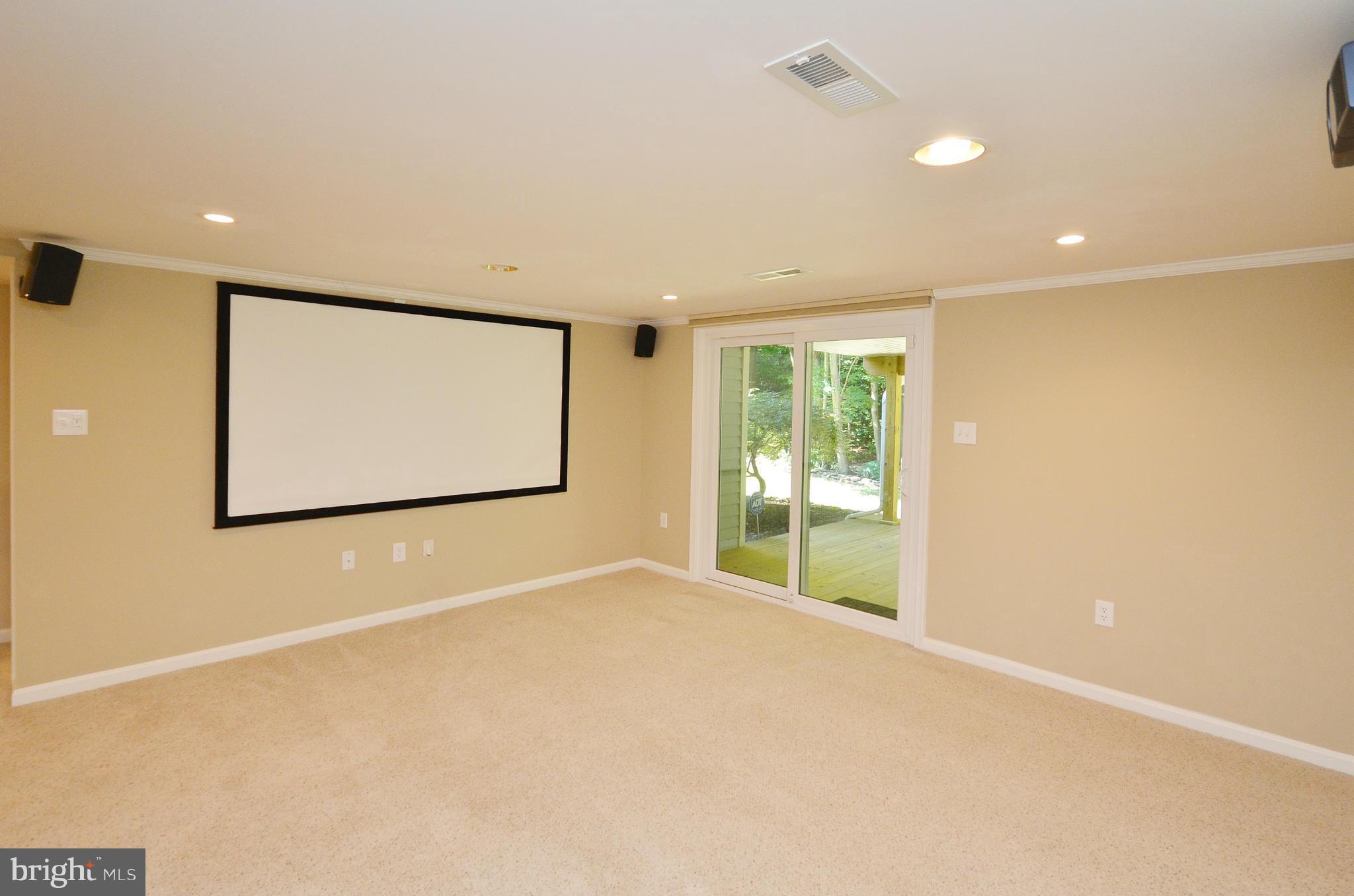 1268 Wedgewood Manor Way Reston, VA 20194 - Photo 22 of 30 a view of a big room with windows and cabinet