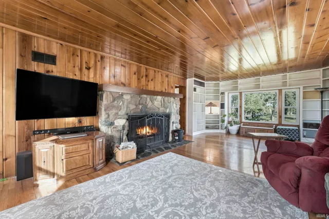 $449,900 | 9955 Highway 120, Howe, IN 46746