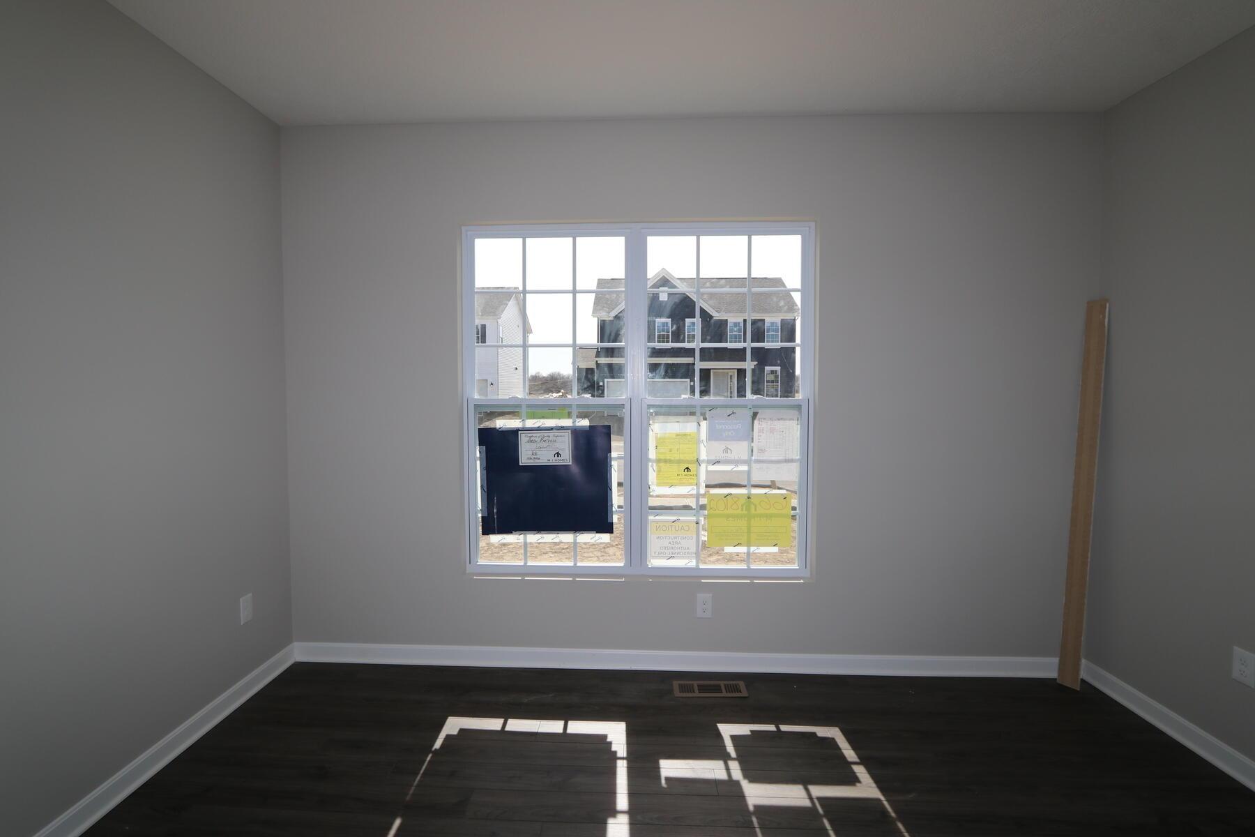 8102 Marilyn Road Reynoldsburg, OH 43068 - Photo 2 of 17 Interior