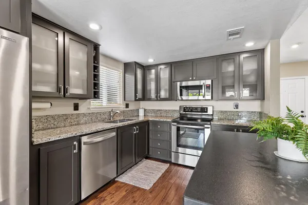 $625,000 | 611 Treese Way, Roseville, CA 95678