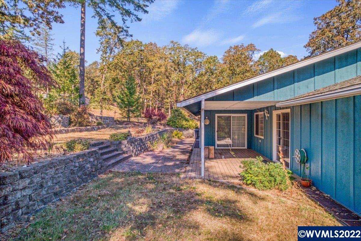 30864 Pineway Road Lebanon, OR 97355 - Photo 9 of 40 Gallery Image 9