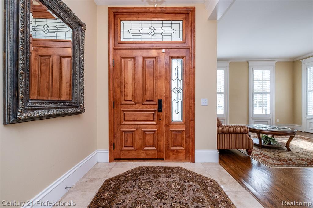 302 West 3rd Street Rochester, MI 48307 - Photo 11 of 74 Gallery Image 11