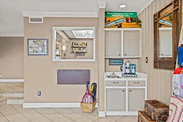 $2,750 | 143 World Of Tennis Square, Unit D143, Lakeway, TX 78738