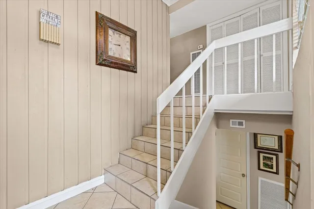 $2,750 | 143 World Of Tennis Square, Unit D143, Lakeway, TX 78738