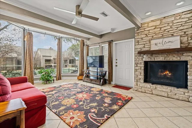 $2,750 | 143 World Of Tennis Square, Unit D143, Lakeway, TX 78738