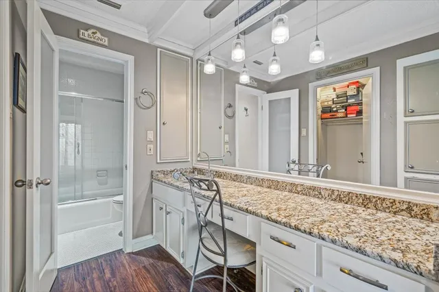 $2,750 | 143 World Of Tennis Square, Unit D143, Lakeway, TX 78738