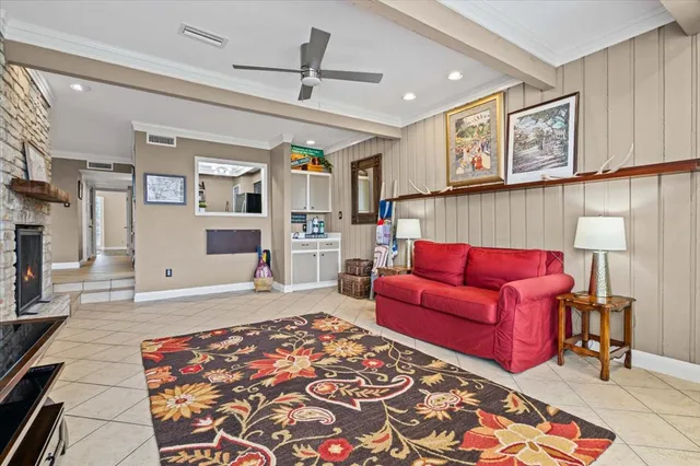 $2,750 | 143 World Of Tennis Square, Unit D143, Lakeway, TX 78738