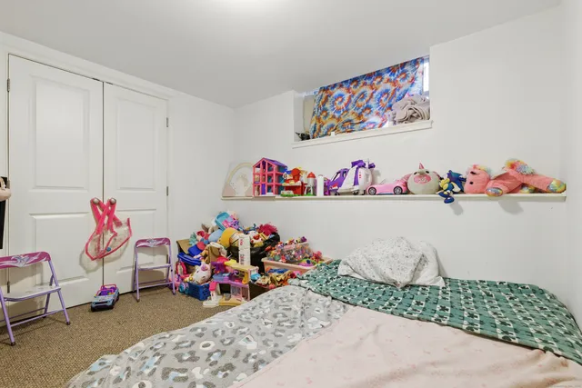 $175,000 | 9 Brewer Street, Unit 1, New London, CT 06320