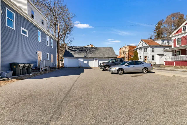 $175,000 | 9 Brewer Street, Unit 1, New London, CT 06320