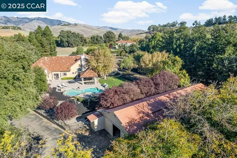 $3,900,000 | 5655 Bruce Drive, Danville, CA 94588