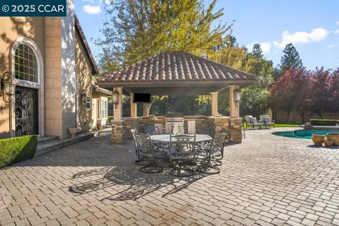 $4,200,000 | 5655 Bruce Drive, Danville, CA 94588