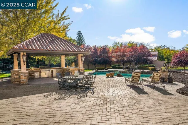 $3,900,000 | 5655 Bruce Drive, Danville, CA 94588
