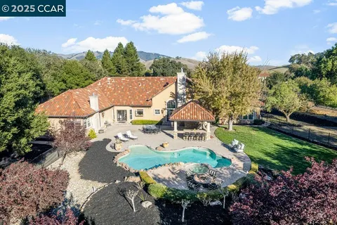 $4,200,000 | 5655 Bruce Drive, Danville, CA 94588