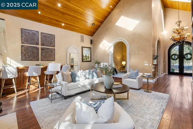 $3,900,000 | 5655 Bruce Drive, Danville, CA 94588