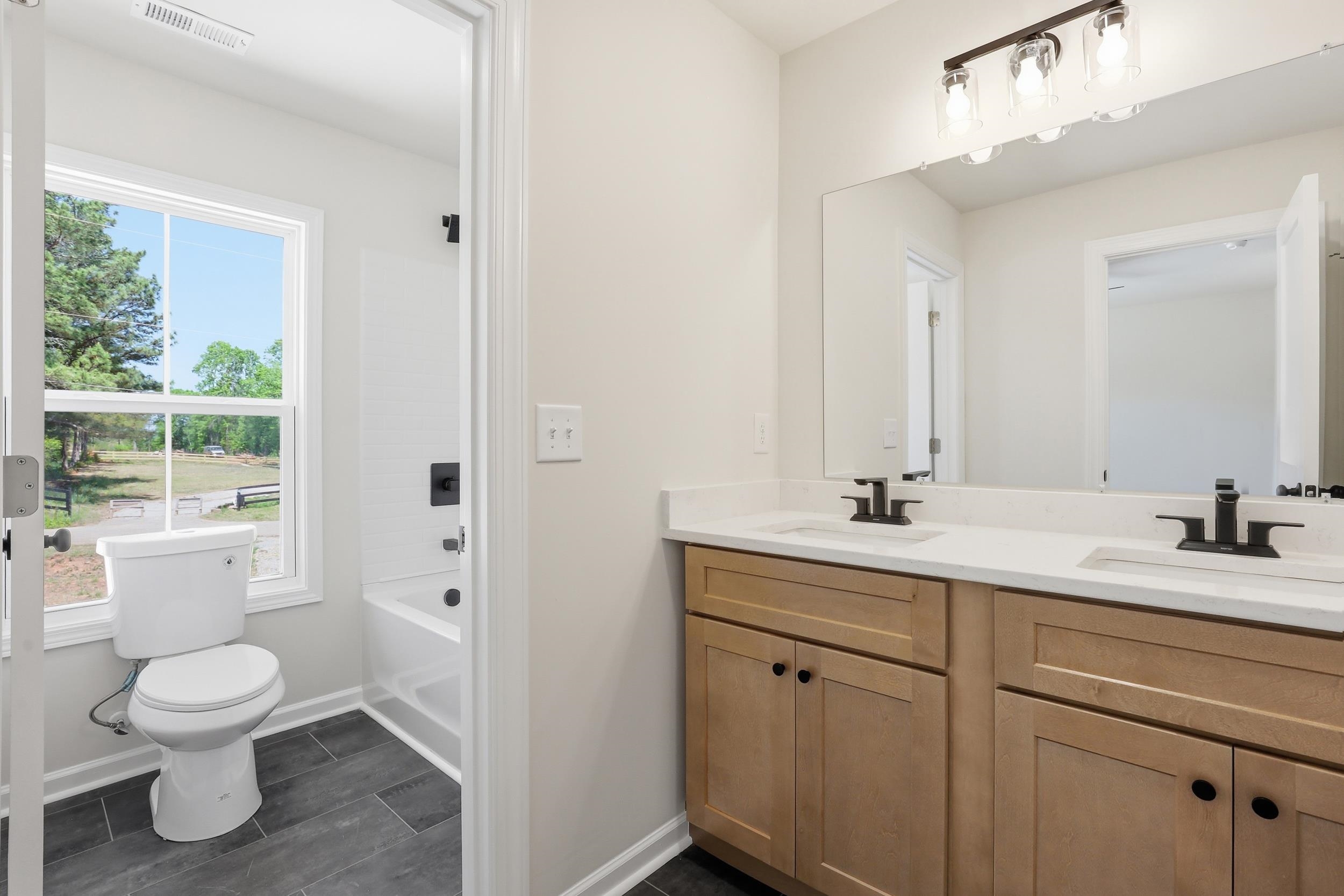 409 Wyatt Road Piedmont, SC 29673 - Photo 20 of 37