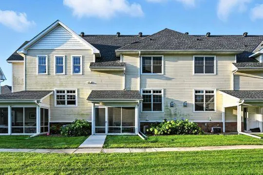 $269,900 | 5760 Village Trail, Mound, MN 55364