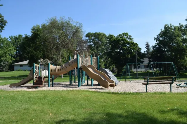 $269,900 | 5760 Village Trail, Mound, MN 55364